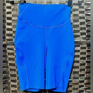 Lululemon High-Rise Short 8" Blazer Blue Tone Size 2 Women